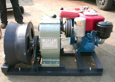 ซื้อ ค่าใช้จ่ายในการส่งสาย 5 ตันเครื่องดีเซล Winch Powered มี 400 มมเคเบิ้ลกลอง online manufacture