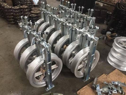 ซื้อ อลูมิเนียม Sheave Stringing Pulley Block ด้วยพื้นผิวเหล็กกระดาษทนทานต่อการกัดกร่อนและความจุสูงสําหรับการก่อสร้างสายไฟฟ้า online manufacture