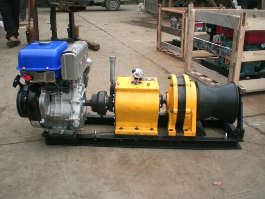ซื้อ 5-Ton Gasoline-Powered Cable Winch Puller with Fast Line Speed for Heavy-Duty Wire Pulling online manufacture